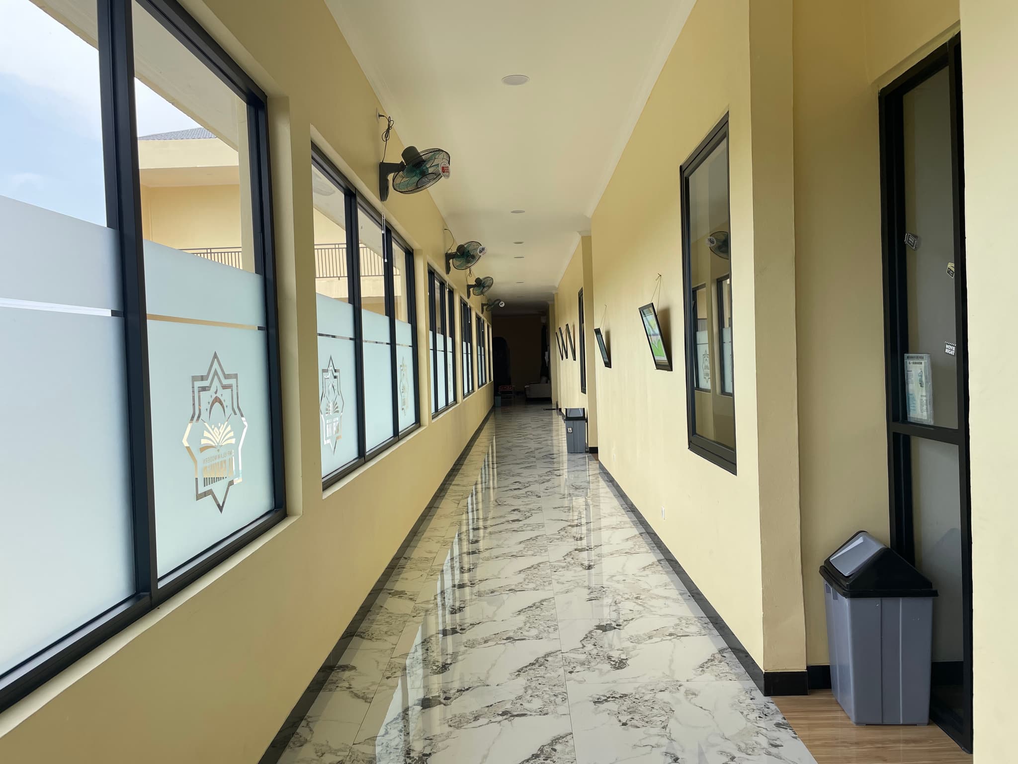 Gallery Image 12