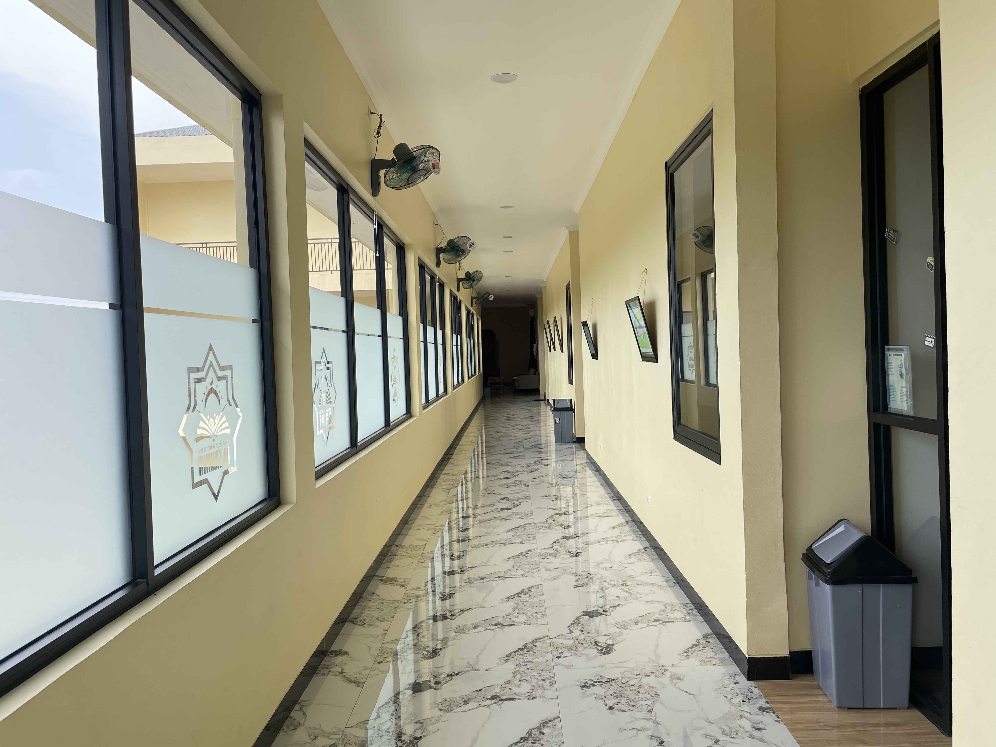 Gallery Image 12